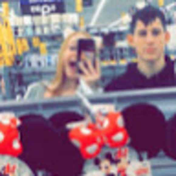 Meet your Posher, Lily - Picture 1 of 1